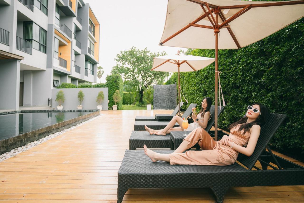 The Zense Boutique Hotel Phitsanulok Bagian luar foto