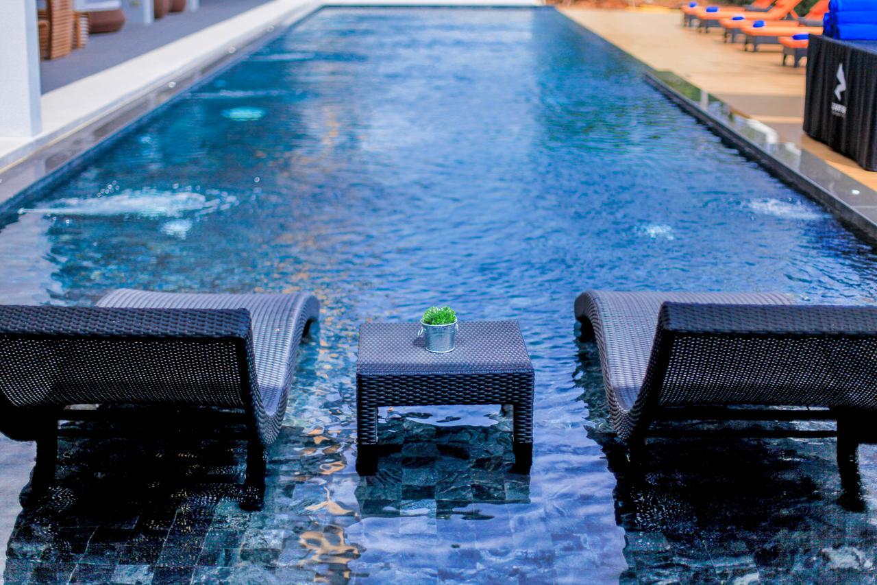 The Zense Boutique Hotel Phitsanulok Bagian luar foto