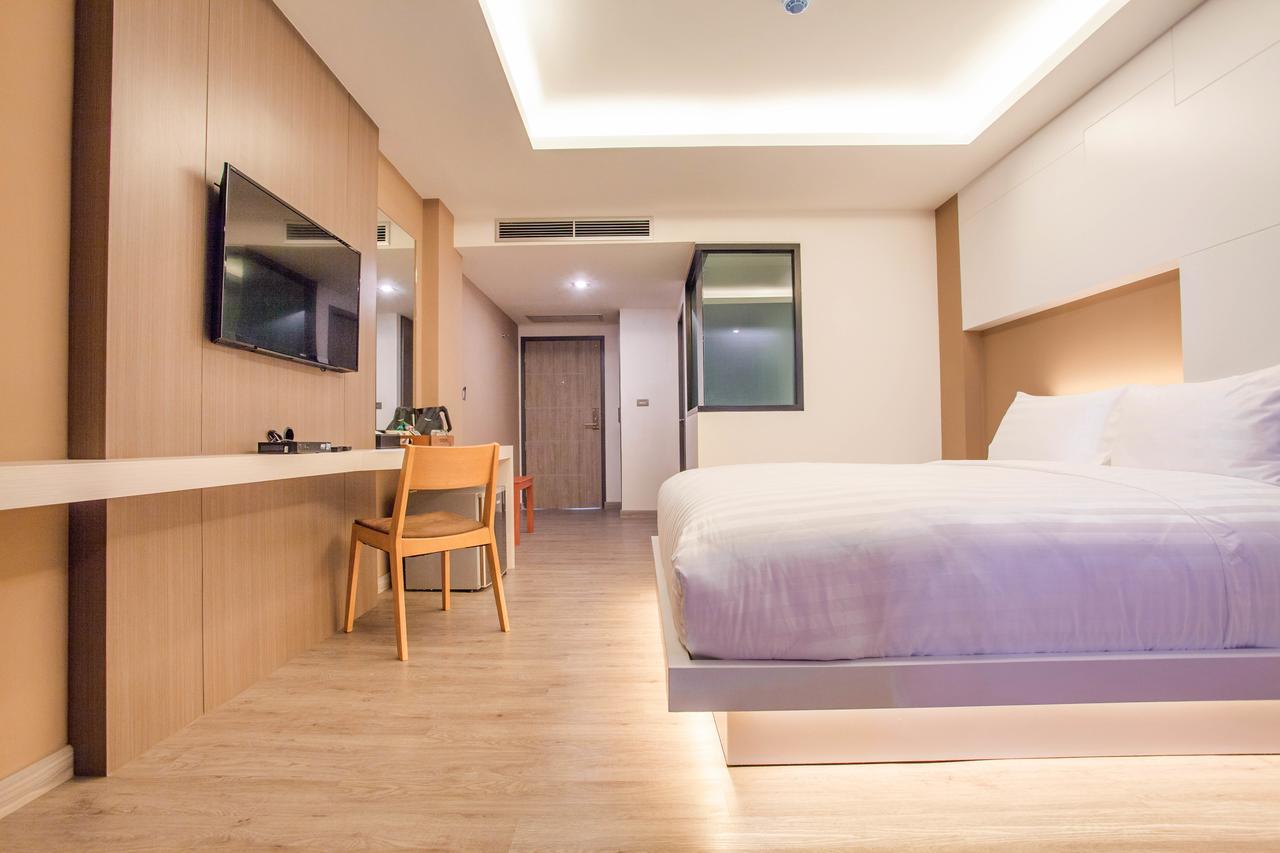 The Zense Boutique Hotel Phitsanulok Bagian luar foto