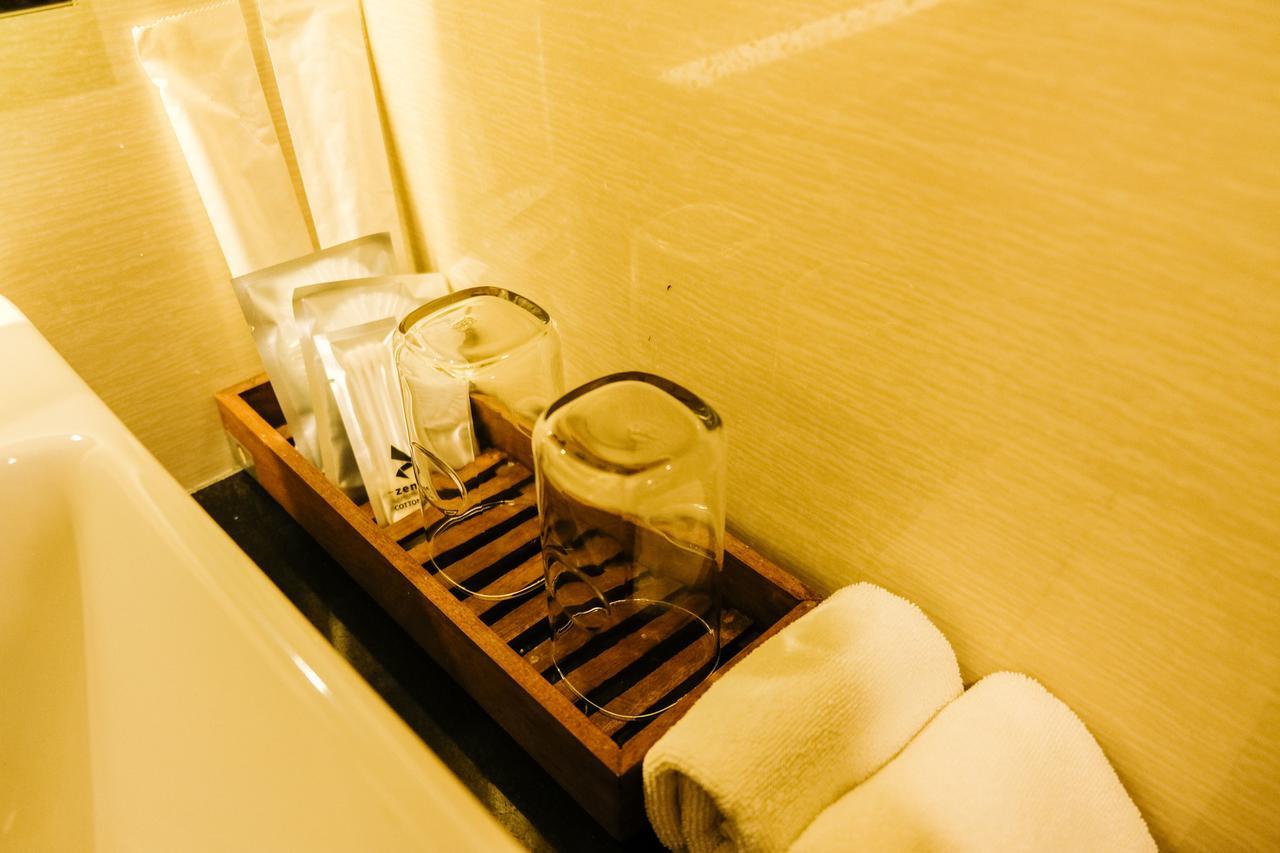 The Zense Boutique Hotel Phitsanulok Bagian luar foto